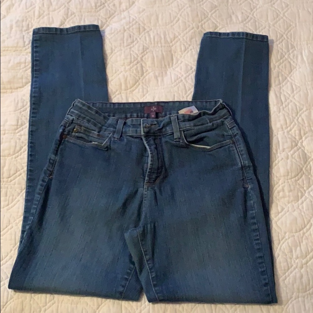 NYDJ 10VGUC straight leg not your daughter’s jeans